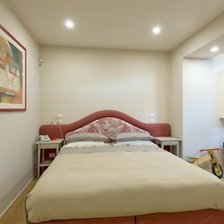公寓 Luxury Spaccasole View I Comfort Sauna & Infinity Pool 哥尔顿