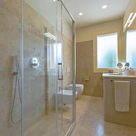 Luxury Marigold View I Comfort Sauna & Infinity Pool Apartment *