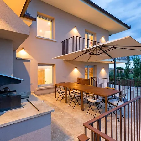 Luxury Spaccasole View I Comfort Sauna & Infinity Pool 公寓 *